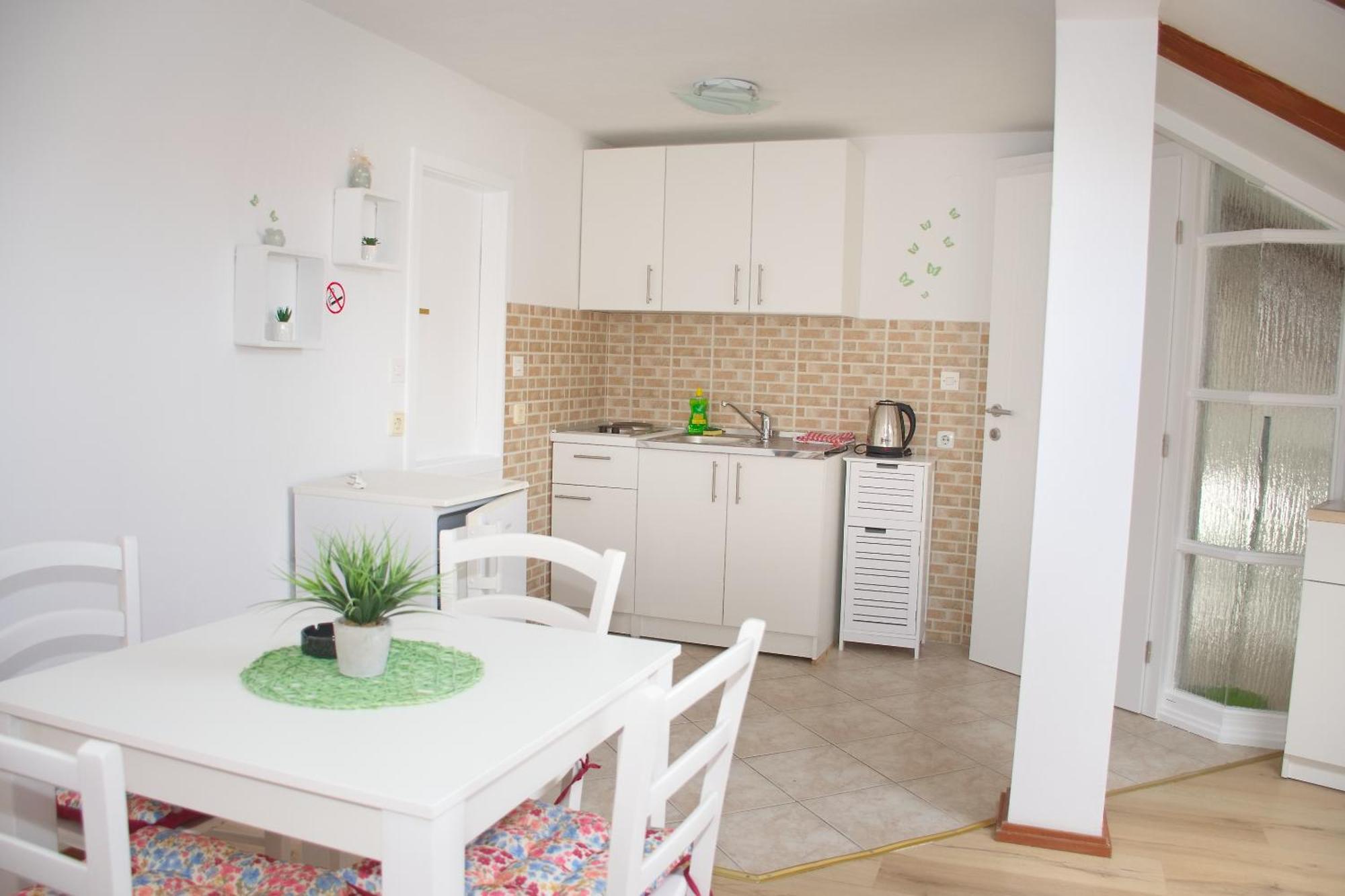 Novalja And Fun Apartment ภายนอก รูปภาพ