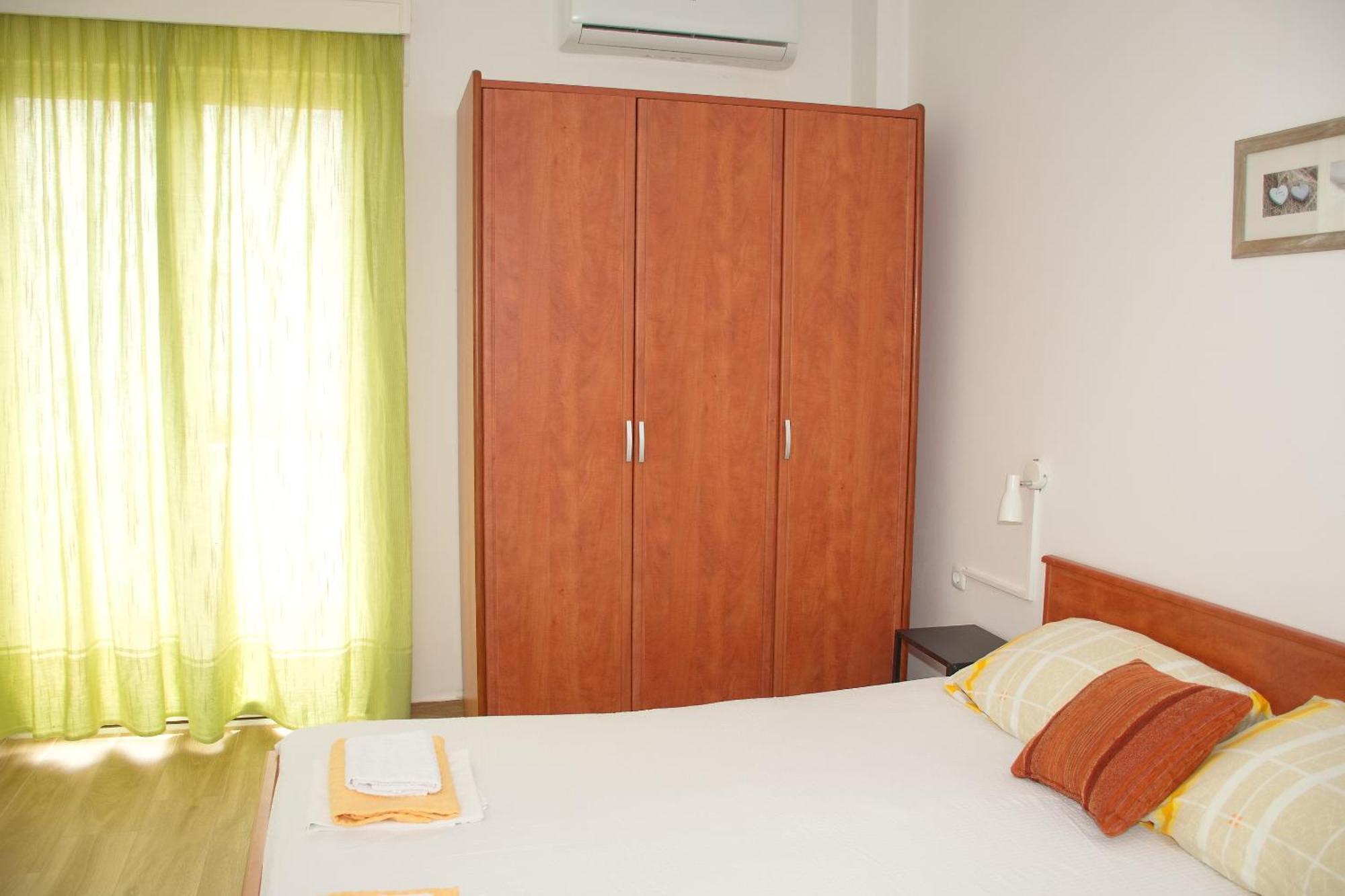 Novalja And Fun Apartment ภายนอก รูปภาพ